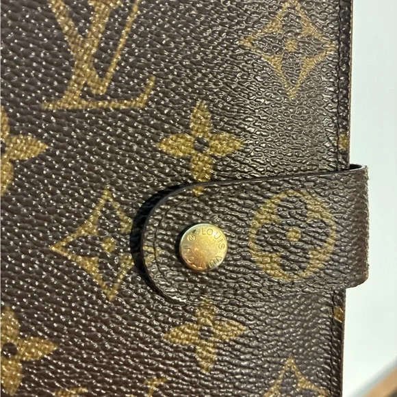 Louis Vuitton LV Monogram Wallet - Picture 2 of 10
